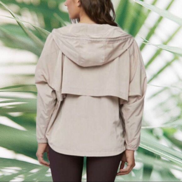 SOIA & KYO plus-size, lightweight pale pink/ beige windbreaker type jacket - Picture 3 of 11